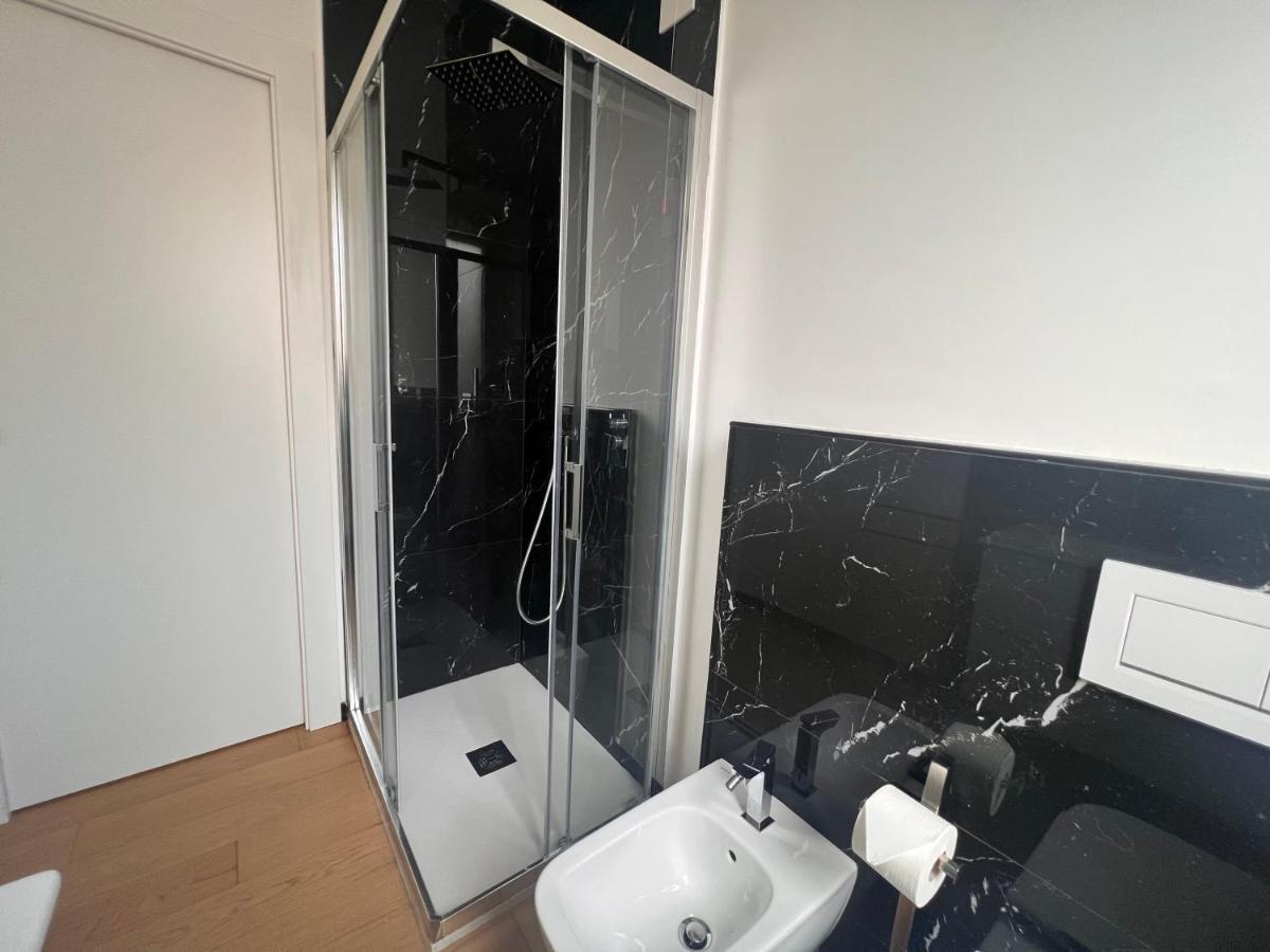 Happy Holiday Apartment 卡利亚里 外观 照片