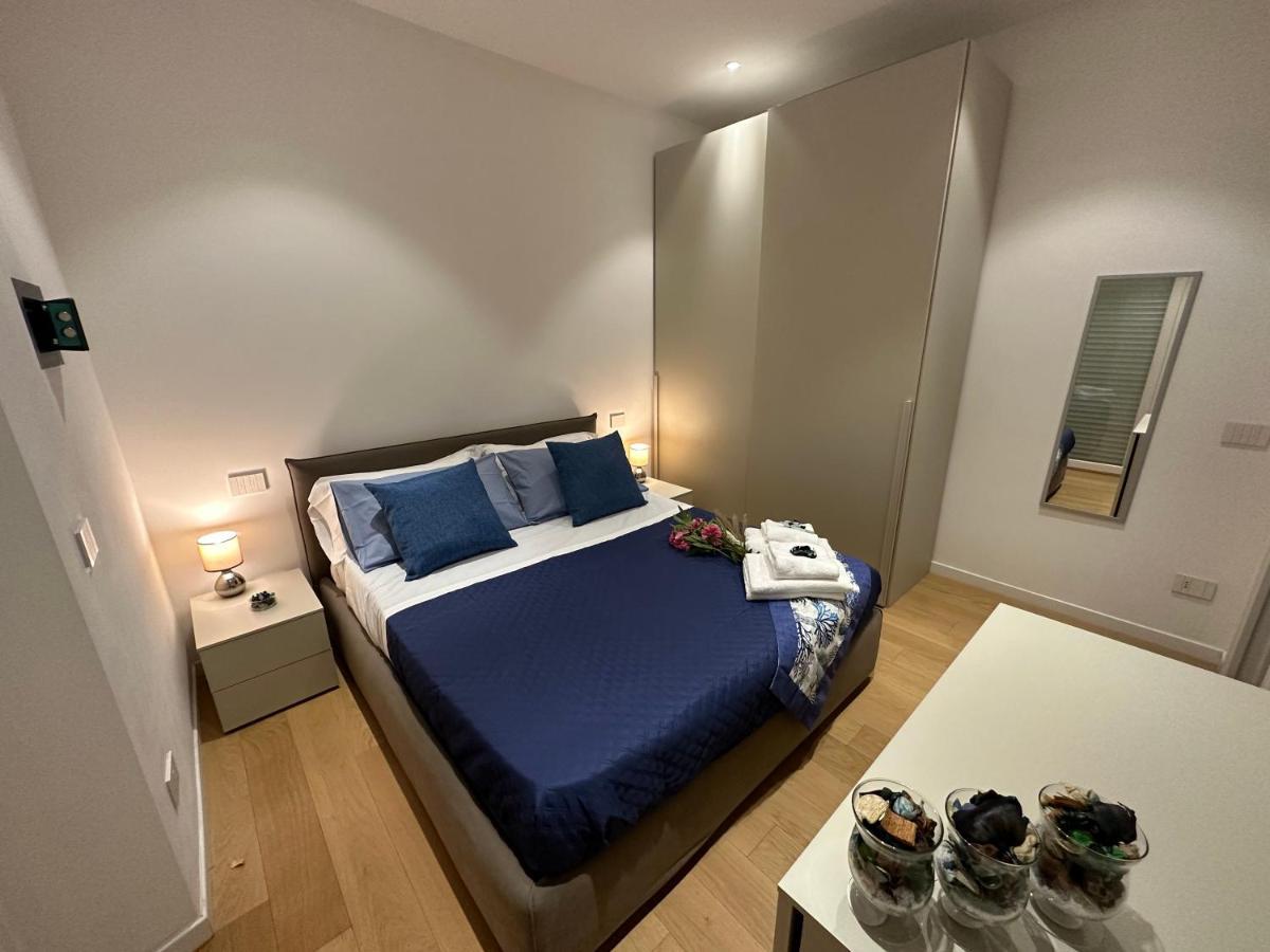 Happy Holiday Apartment 卡利亚里 外观 照片